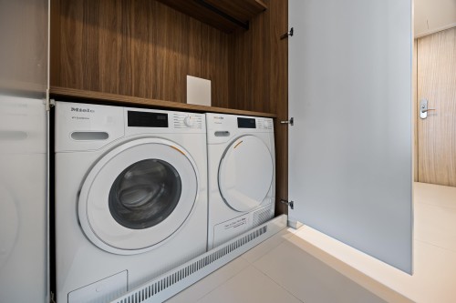 1204-1033 Nelson Street, Vancouver, BC 