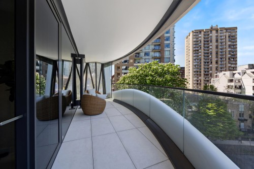 1204-1033 Nelson Street, Vancouver, BC 