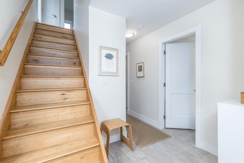 6W2-8191 River Road, Richmond, BC 