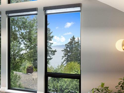 445 Mountain Drive, Lions Bay, BC 