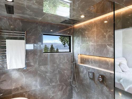 445 Mountain Drive, Lions Bay, BC 