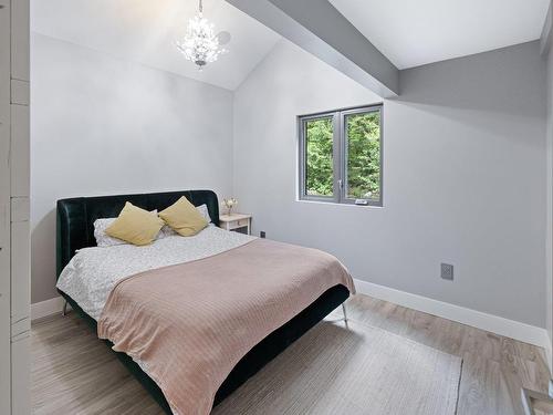 445 Mountain Drive, Lions Bay, BC 