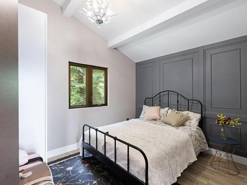 445 Mountain Drive, Lions Bay, BC 