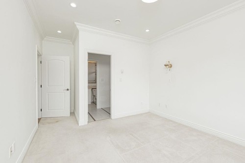 7311 Bates Road, Richmond, BC 