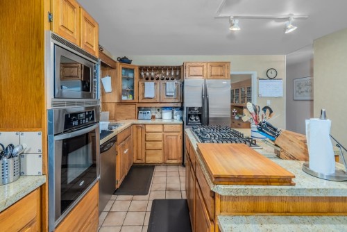 1630 Layton Drive, North Vancouver, BC 