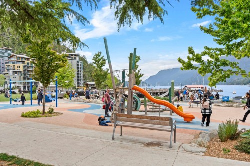 402-6699 Nelson Avenue, West Vancouver, BC 