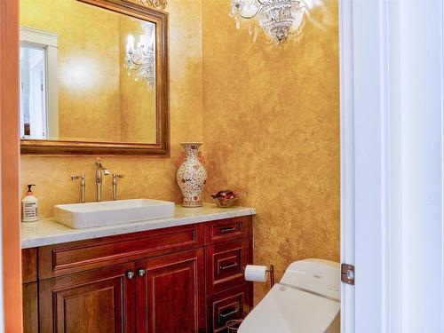 2237 37Th Avenue W, Vancouver, BC 