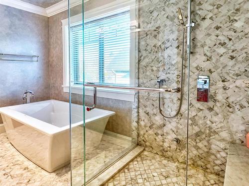 2237 37Th Avenue W, Vancouver, BC 