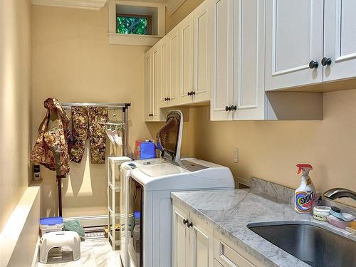 2237 37Th Avenue W, Vancouver, BC 