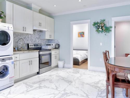 2237 37Th Avenue W, Vancouver, BC 