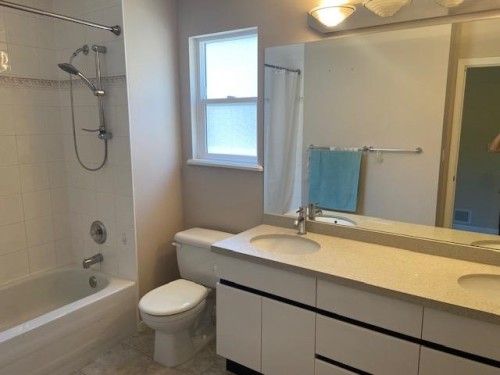 1828 Hampton Green, Coquitlam, BC 