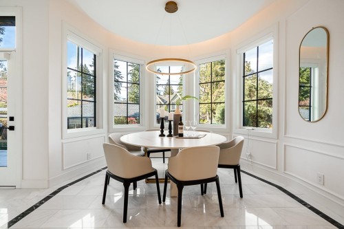 1203 38Th Avenue W, Vancouver, BC 