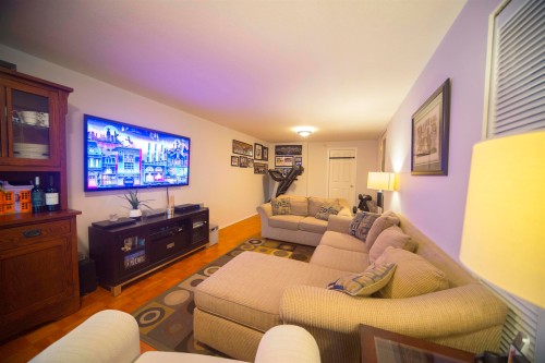 8660 Bairdmore Crescent, Richmond, BC 