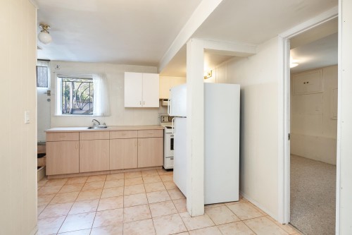 3136 11Th Avenue W, Vancouver, BC 