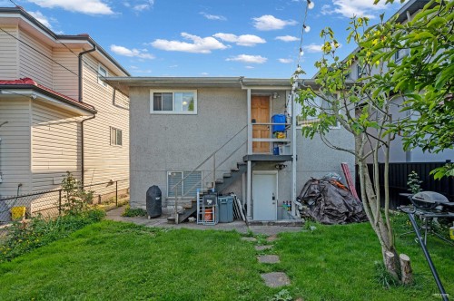 5882 Berkeley Street, Vancouver, BC 