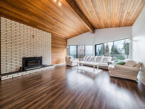 3540 Baycrest Avenue  Coquitlam, BC V3B 2W7