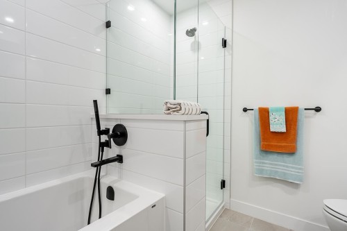 37981 Helm Way, Squamish, BC 