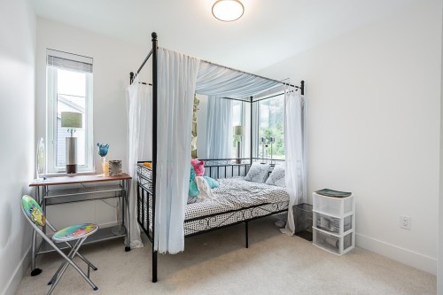 37981 Helm Way, Squamish, BC 