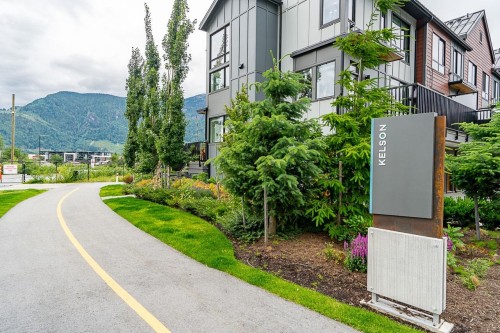 37981 Helm Way, Squamish, BC 