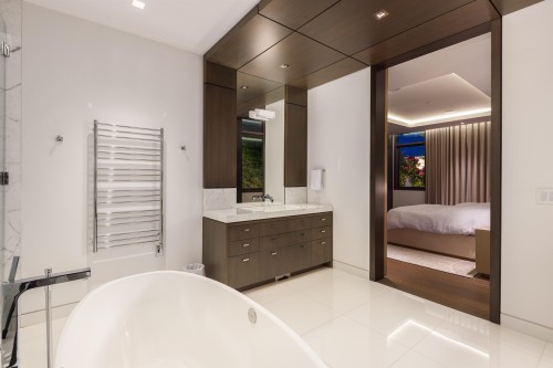 6330 Macdonald Street, Vancouver, BC 