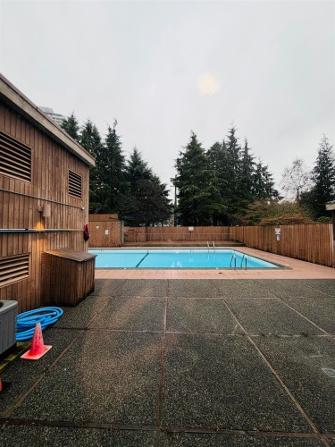 1802-5645 Barker Avenue, Burnaby, BC 