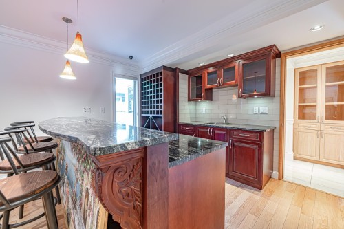 1361 Mathers Avenue, West Vancouver, BC 