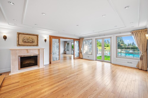 1361 Mathers Avenue, West Vancouver, BC 