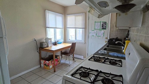 1333 41St Avenue E, Vancouver, BC 