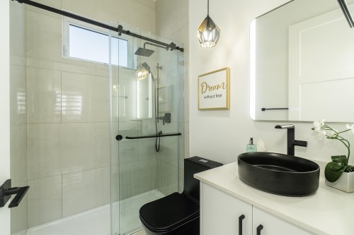 4152 Pender Street, Burnaby, BC 