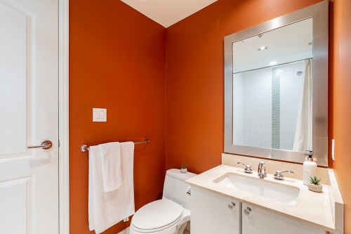 905-172 Victory Ship Way, North Vancouver, BC 