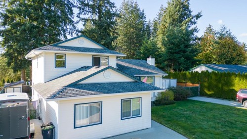 5619 Curtis Place, Sechelt, BC 