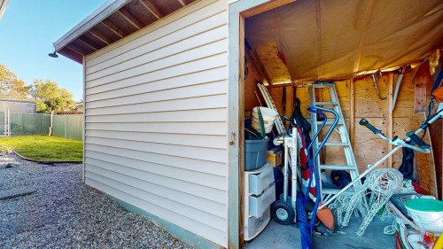 5619 Curtis Place, Sechelt, BC 