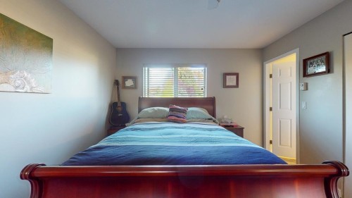 5619 Curtis Place, Sechelt, BC 