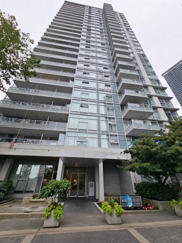 1703-2289 Yukon Crescent  Burnaby, BC V5C 0B2