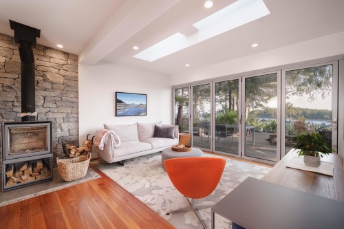 6329 Sunshine Coast Highway, Sechelt, BC 