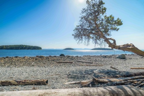 6329 Sunshine Coast Highway, Sechelt, BC 
