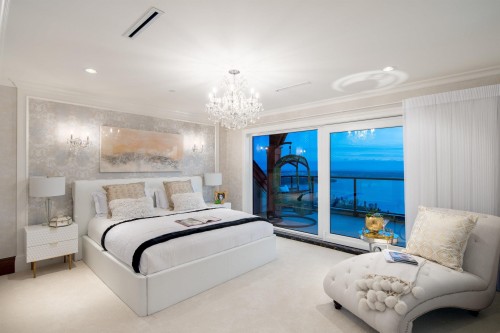 2426 Halston Court, West Vancouver, BC 