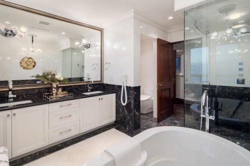 2426 Halston Court, West Vancouver, BC 