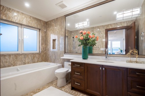 2426 Halston Court, West Vancouver, BC 