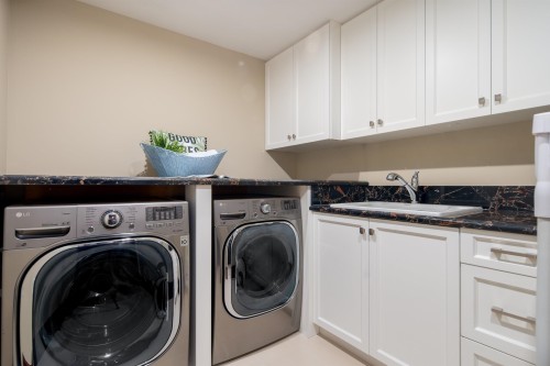 2426 Halston Court, West Vancouver, BC 