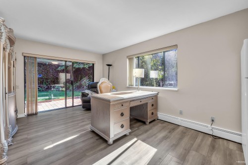 1040 Jefferson Avenue, West Vancouver, BC 