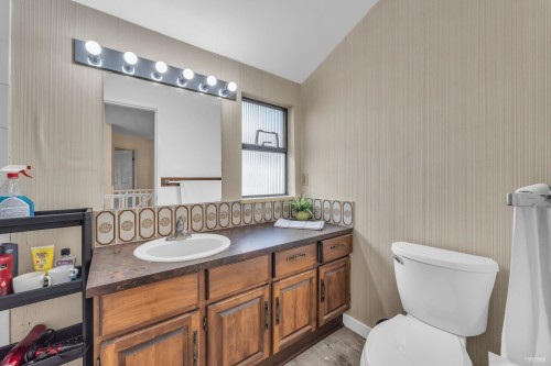 1040 Jefferson Avenue, West Vancouver, BC 