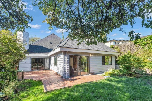 1040 Jefferson Avenue, West Vancouver, BC 