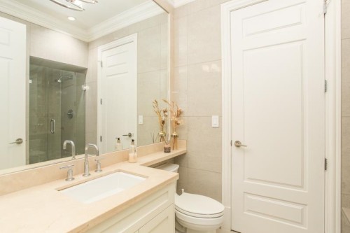 4416 11Th Avenue W, Vancouver, BC 