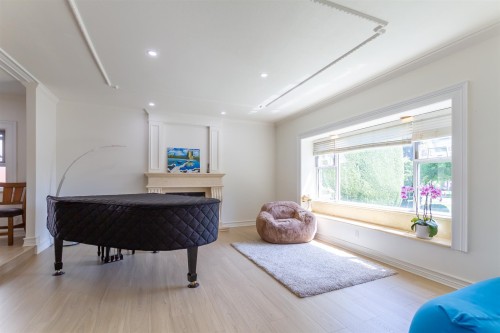 1369 55Th Avenue W, Vancouver, BC 