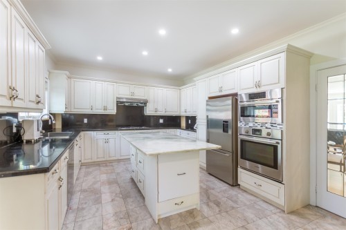 1369 55Th Avenue W, Vancouver, BC 