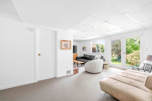 4663 Woodridge Place, West Vancouver, BC 