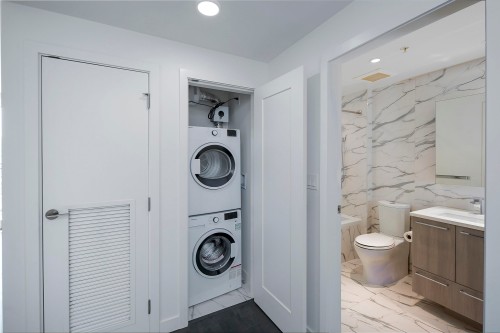 1103-3200 Corvette Way, Richmond, BC 