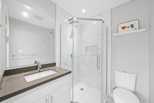 3160 6Th Avenue E, Vancouver, BC 