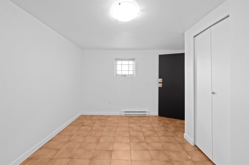 3160 6Th Avenue E, Vancouver, BC 